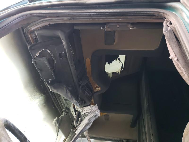 2018 Volvo VN VNL-Semi Truck