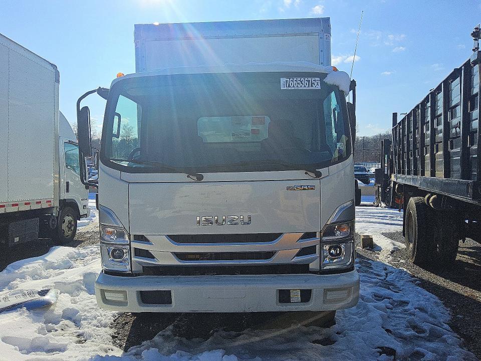 2023 Isuzu NPR HD-BOX Truck