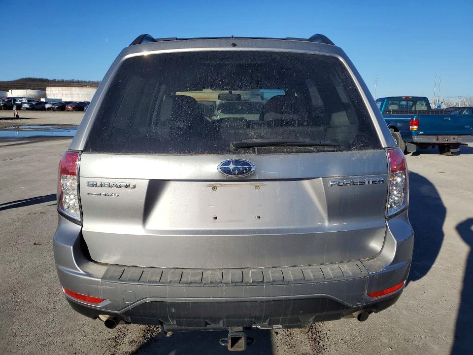 2010 Subaru Forester 2.5x Premium