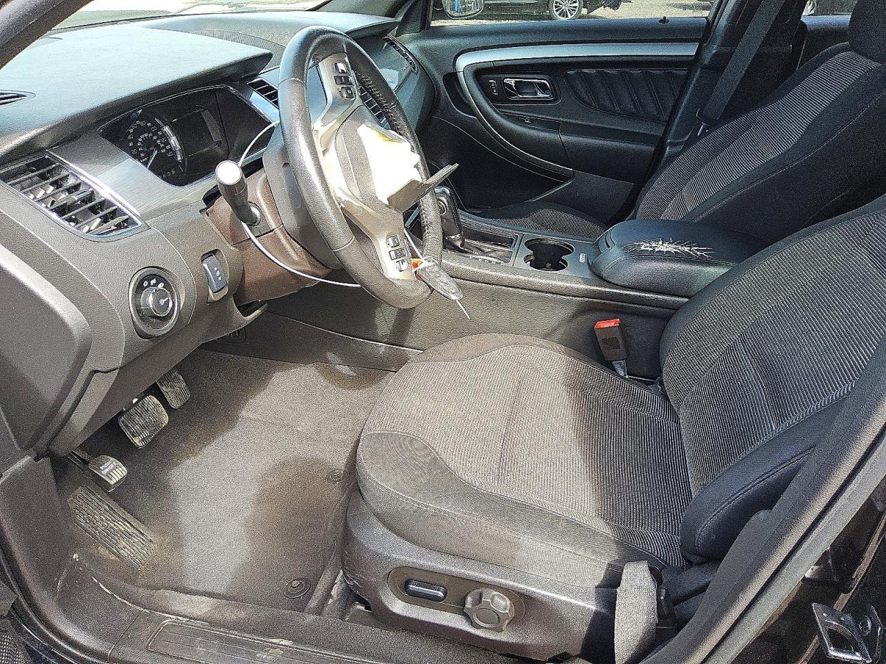 2019 Ford Taurus sel