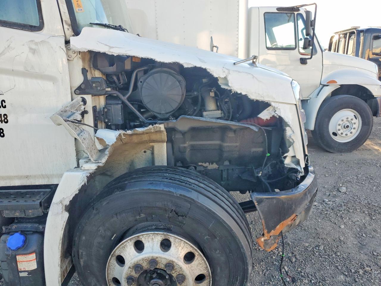 2017 Hino 258/268 BOX Truck