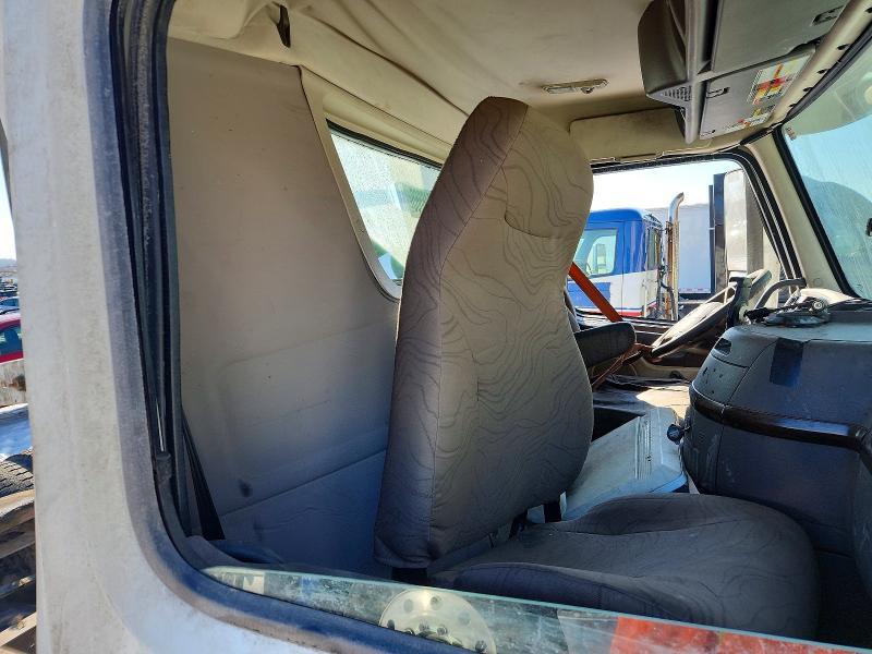 2017 Volv O VNL Semi Truck