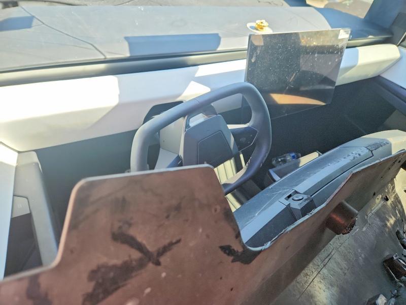 2024 Tesla Cybertruck