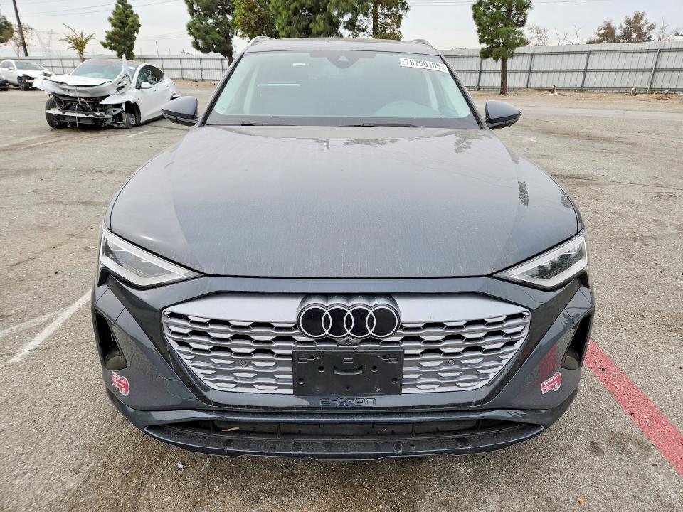2024 Audi Q8 E-tron Premium Plus
