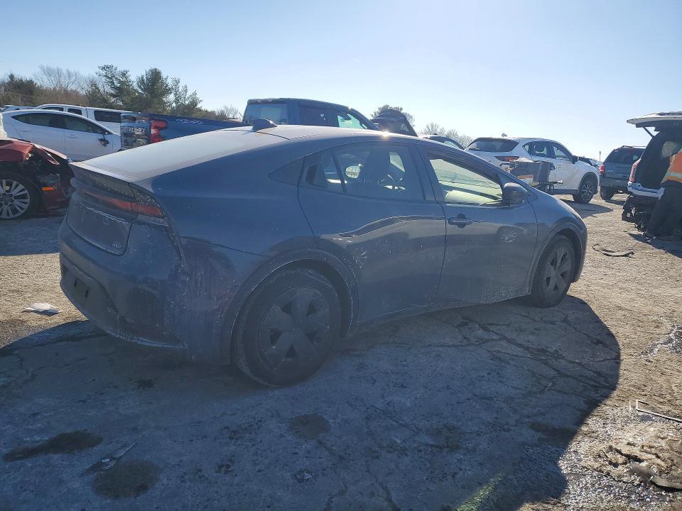 2025 Toyota Prius le
