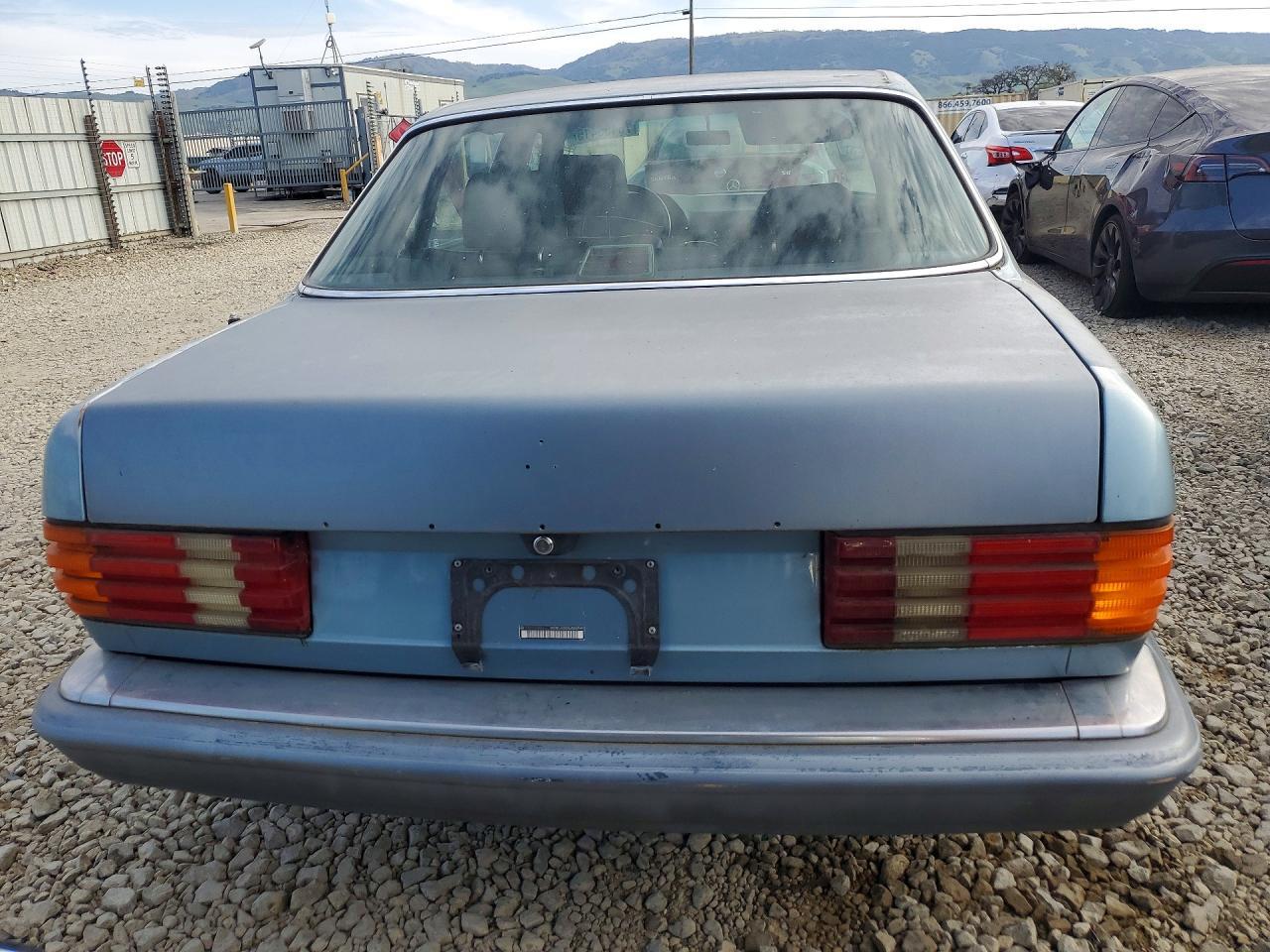 1990 Mercedes-Benz 560 sel