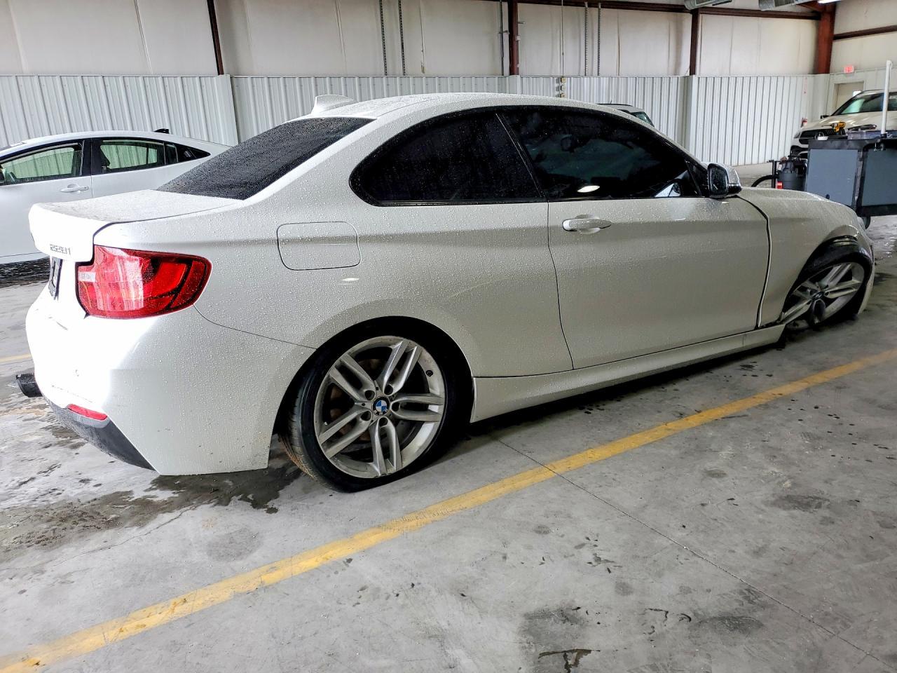 2016 BMW 228 i Sulev