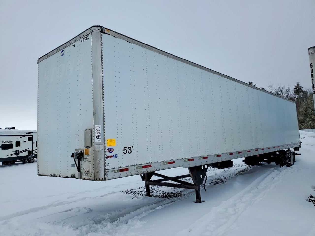 2009 Utility VS2DX DRY Van Trailer