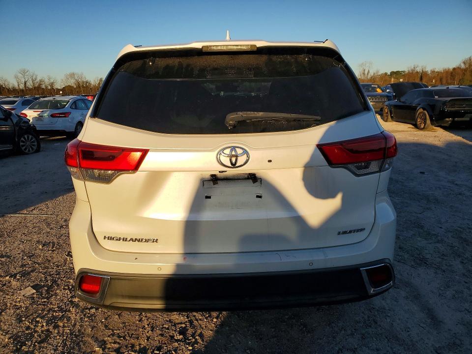 2018 Toyota Highlander Limited