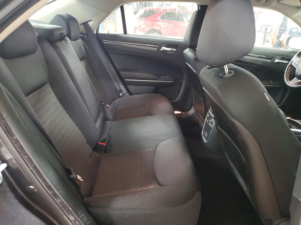 2019 Chrysler 300 Touring