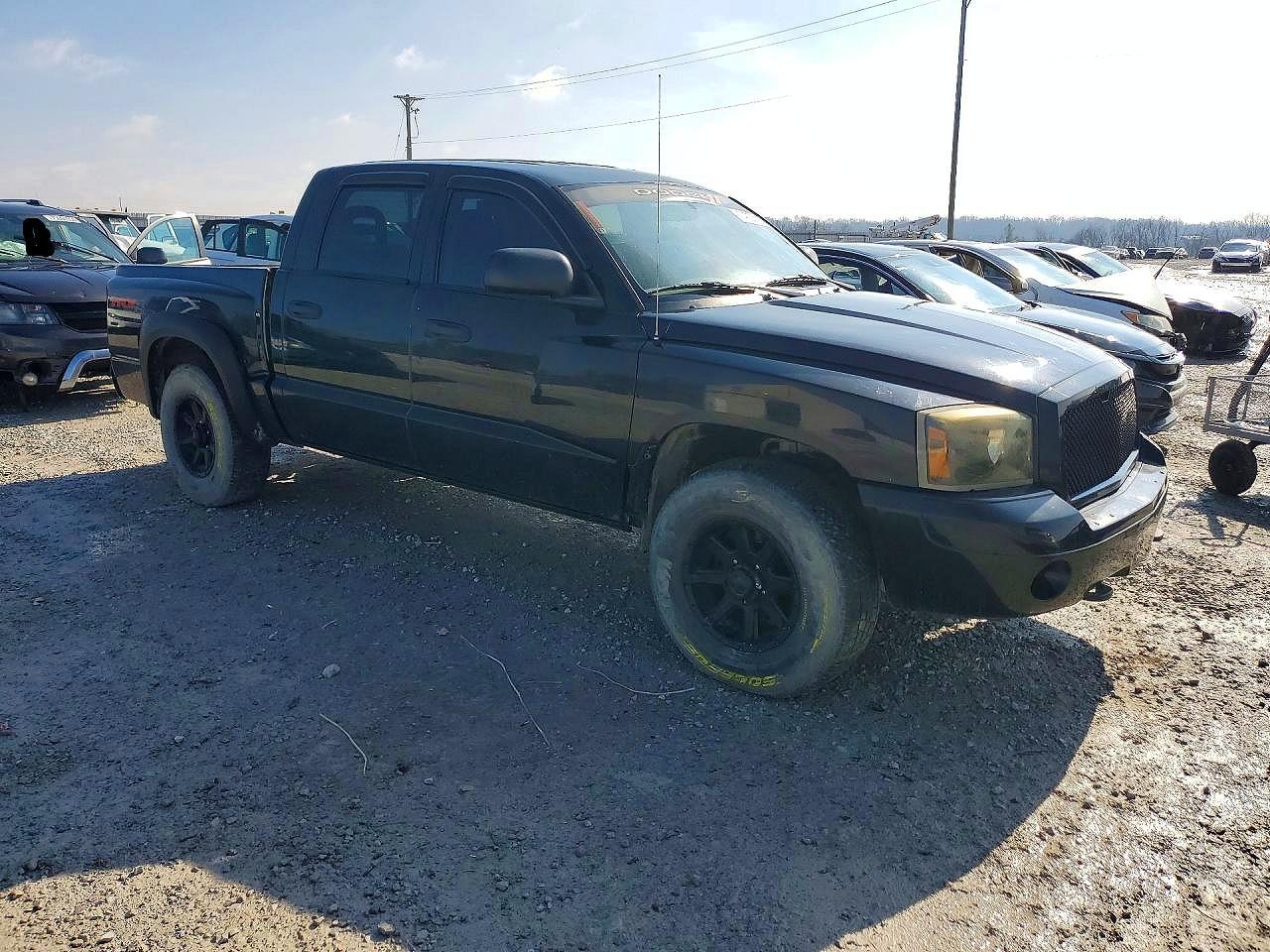 2006 Dodge Dakota Quad SLT
