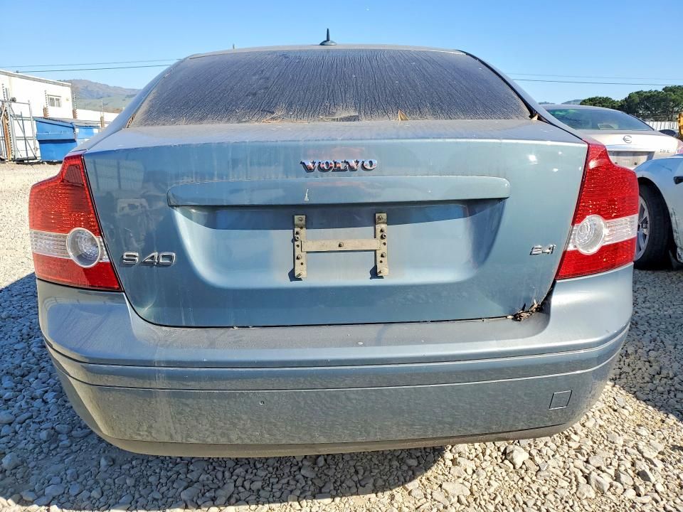 2005 Volvo S40 2.4i