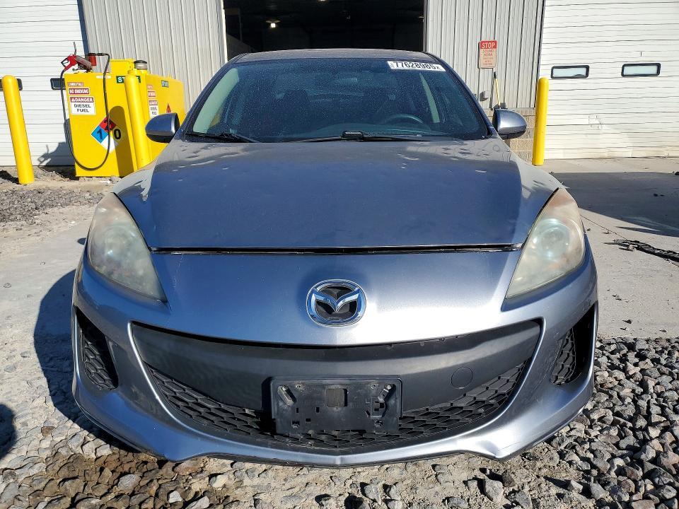 2013 Mazda 3 I