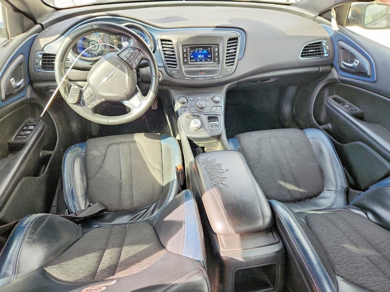 2015 Chrysler 200 s