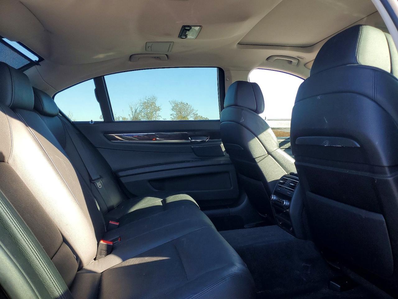 2012 BMW 740 li