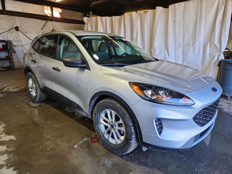 2020 Ford Escape s