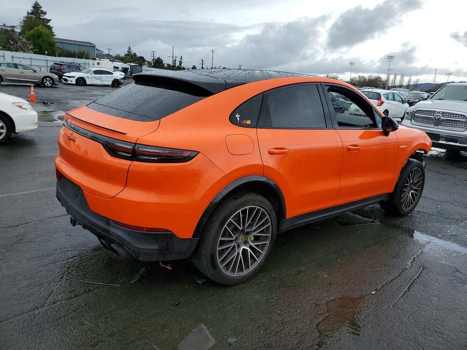 2022 Porsche Cayenne e Hybrid Coupe