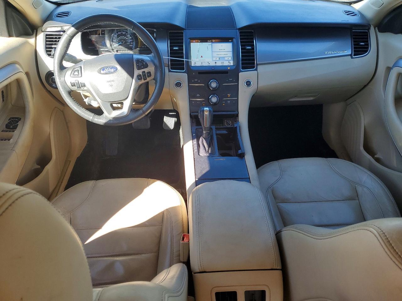 2016 Ford Taurus sel