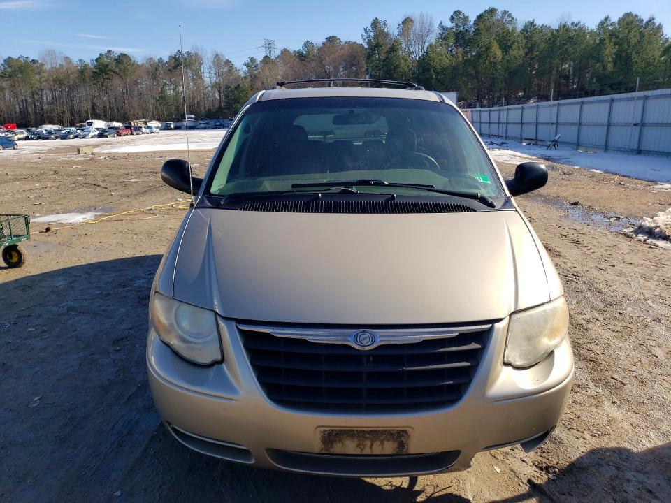 2006 Chrysler Town & Country Touring