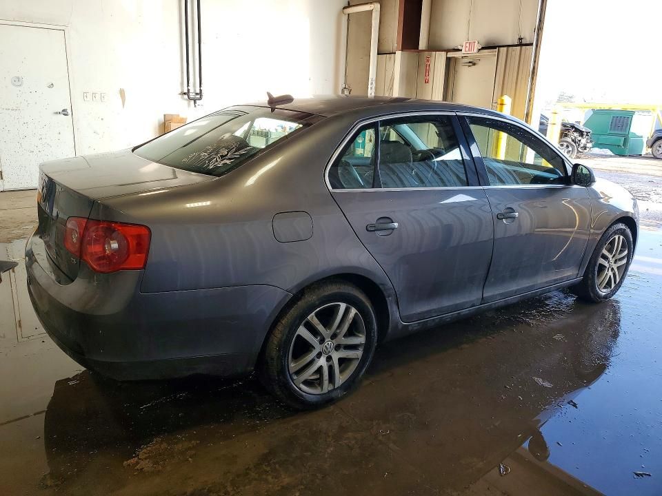 2005 Volkswagen New Jetta 2.5l Option Package 2