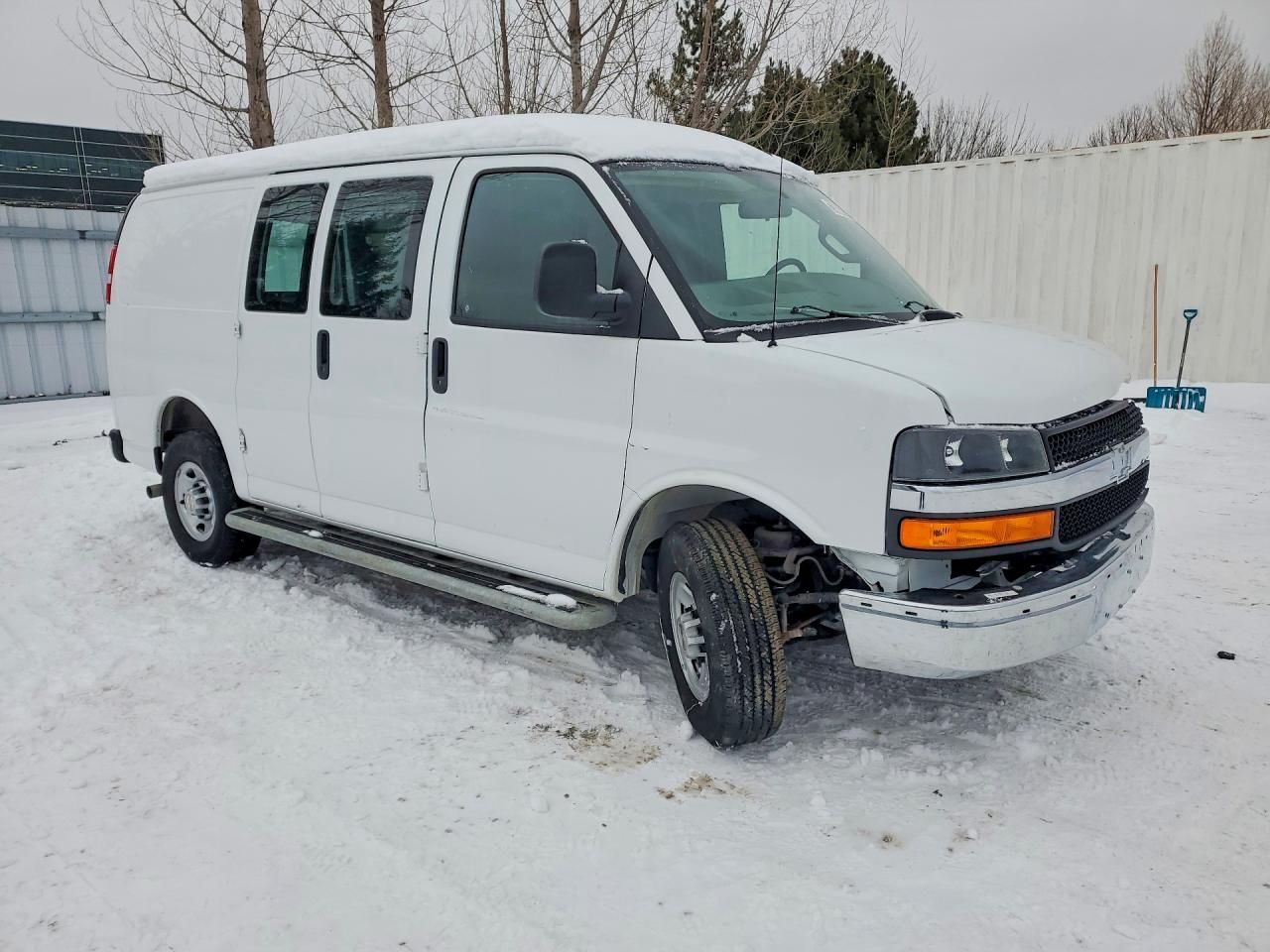 2024 Chevrolet Express G2500