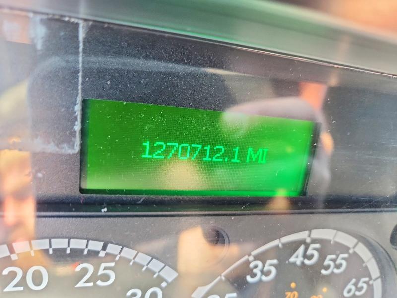 2017 Freigliner 2017 Freightliner Cascadia 125 Semi Truck