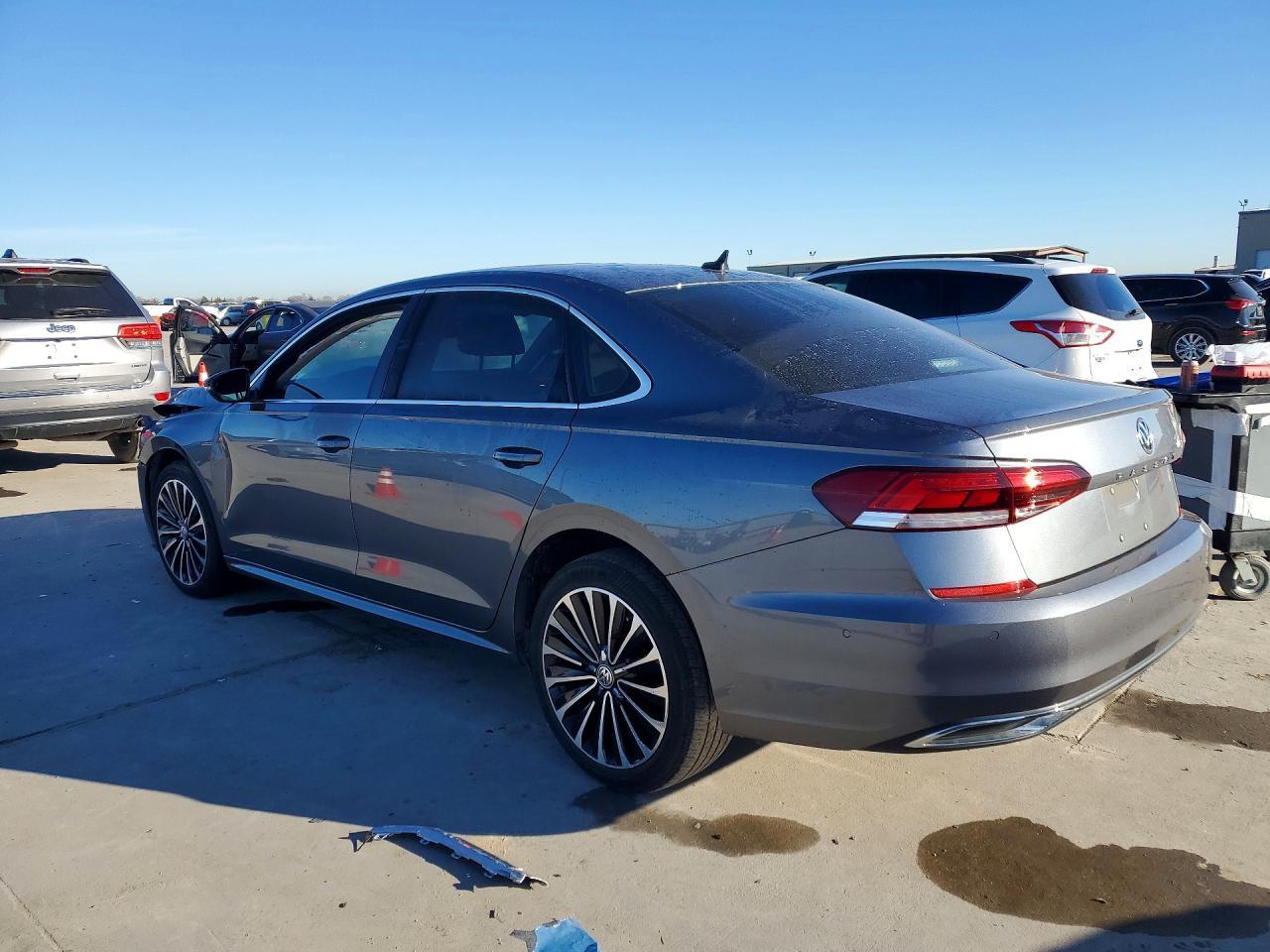 2022 Volkswagen Passat Limited Edition