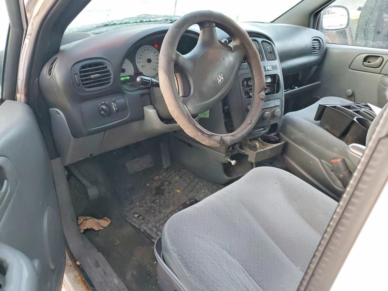 2005 Dodge Caravan se