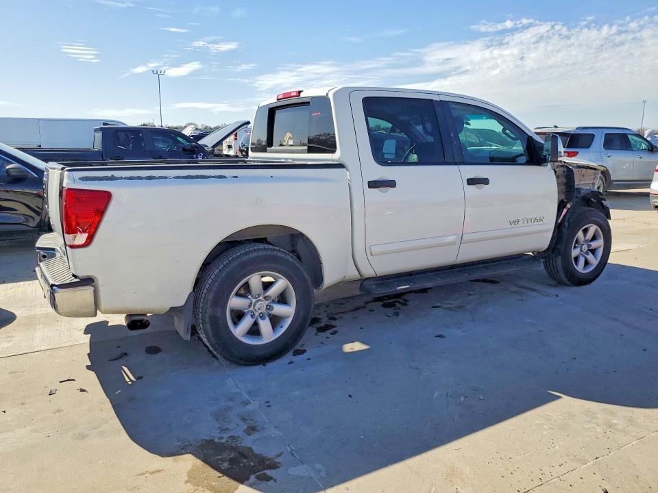 2012 Nissan Titan s