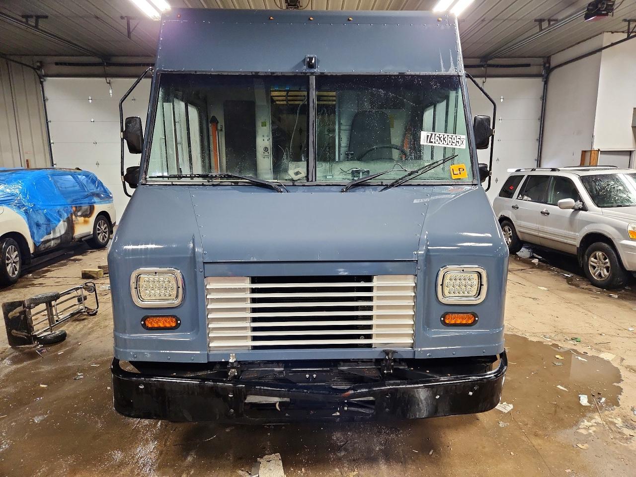 2020 Ford F59 Delivery Truck