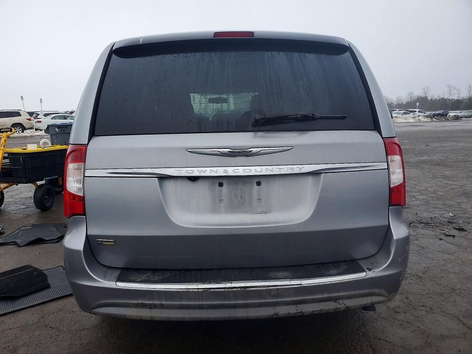 2013 Chrysler Town & Country Touring