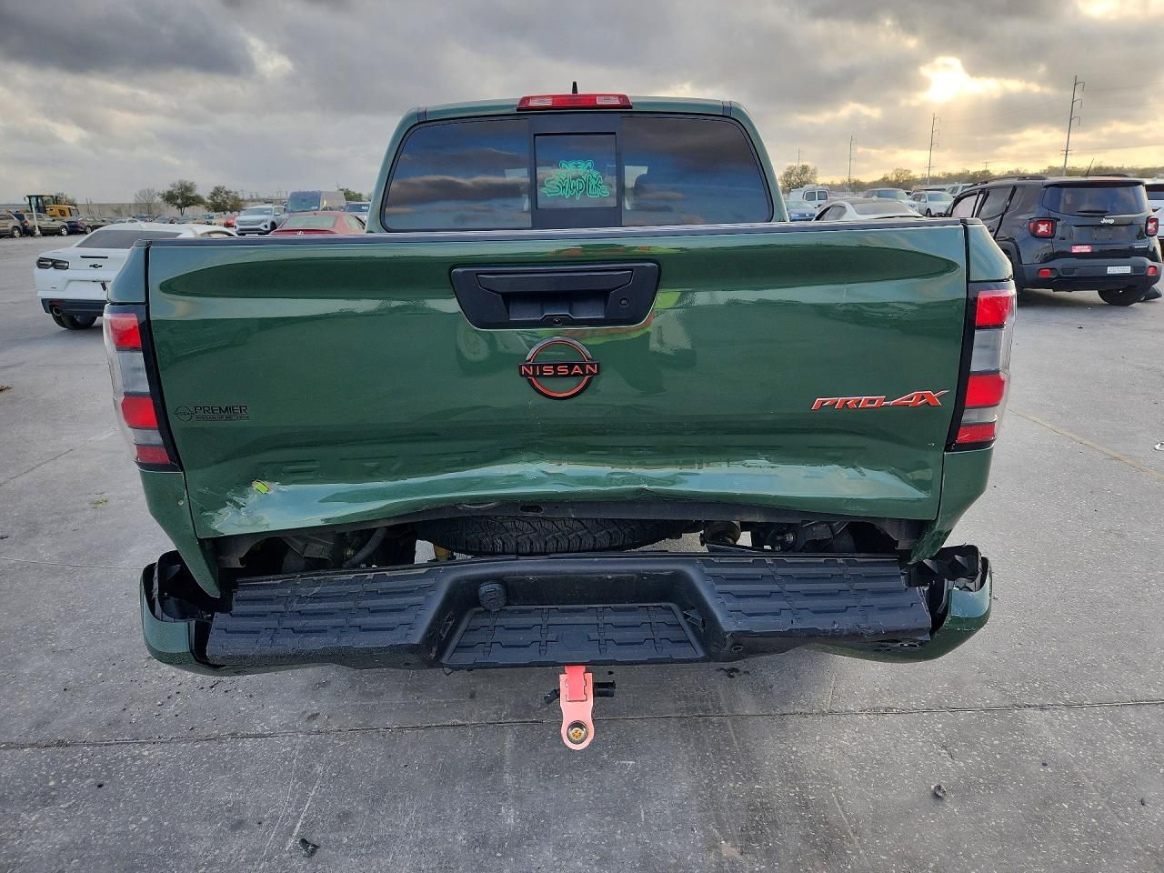 2022 Nissan Frontier s