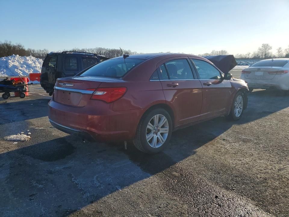 2013 Chrysler 200 Touring