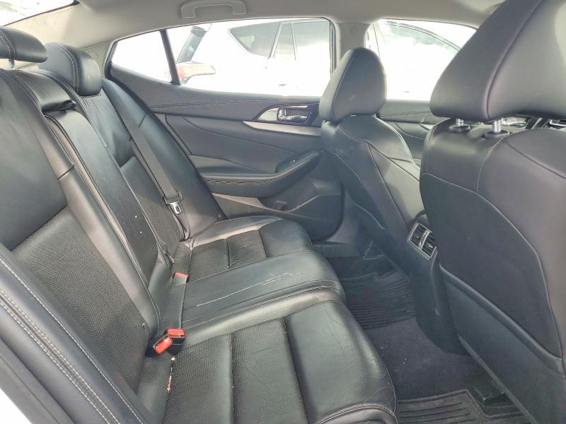 2016 Nissan Maxima sv
