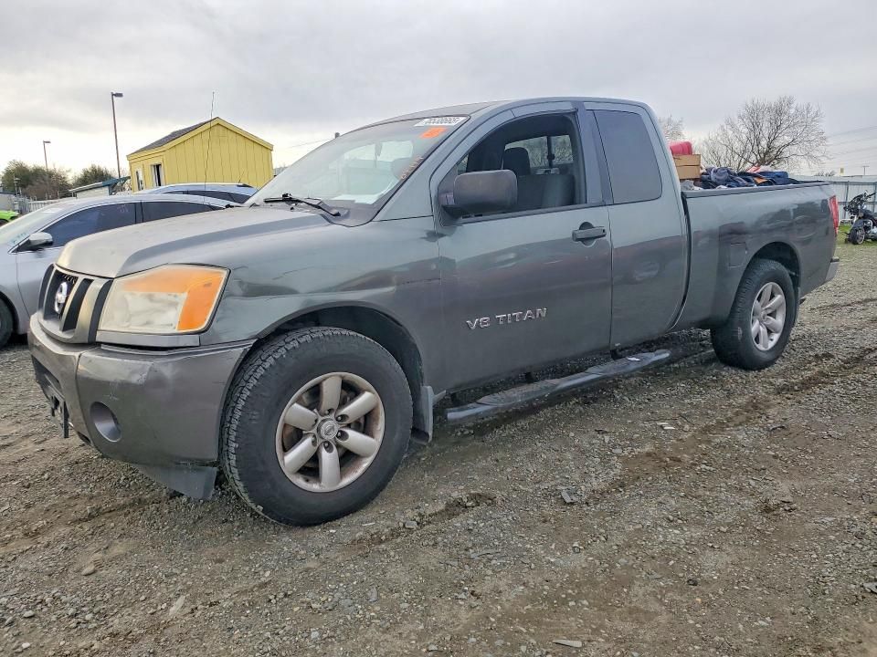 2014 Nissan Titan s