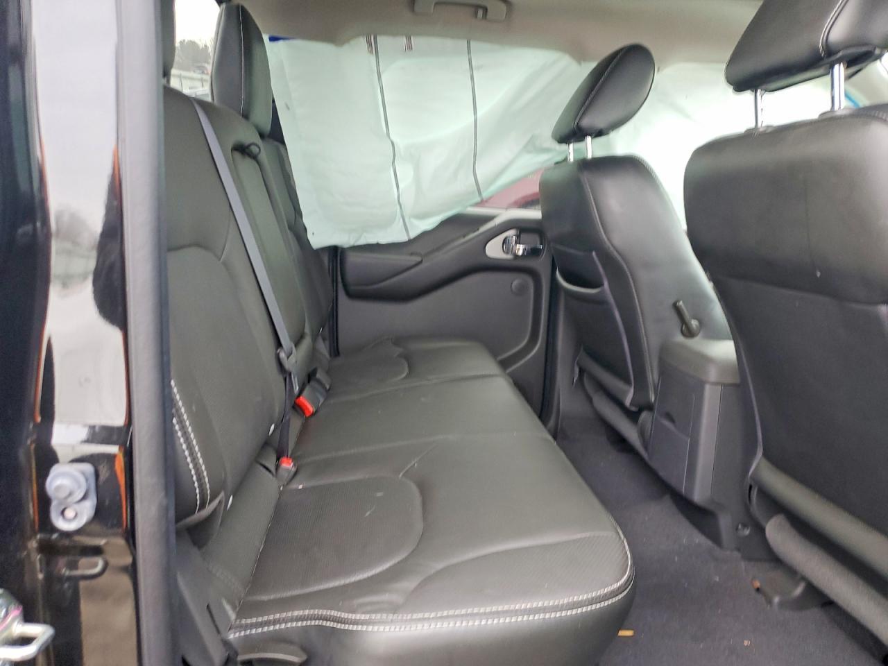 2020 Nissan Frontier s