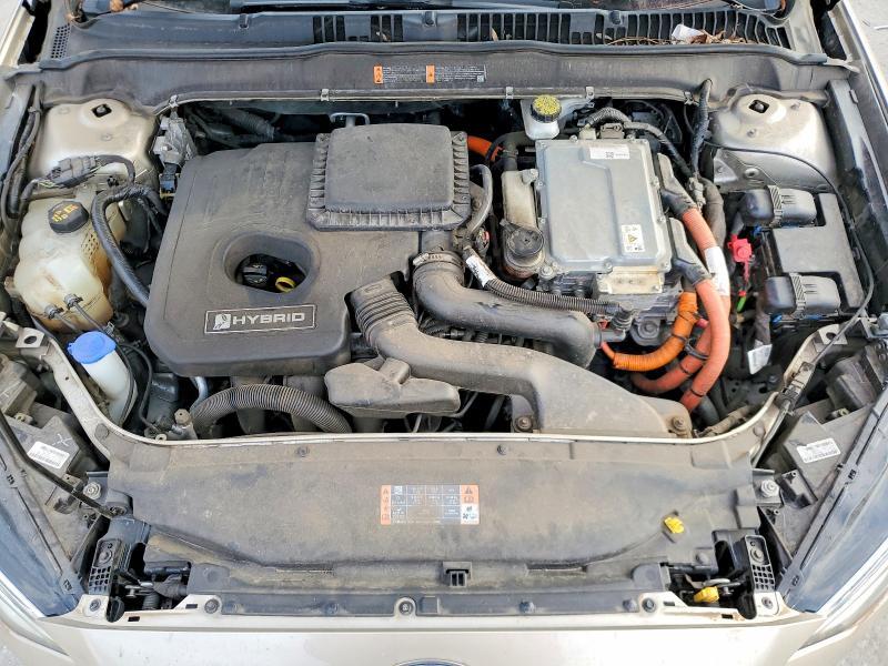 2018 Ford Fusion Titanium/platinum hev