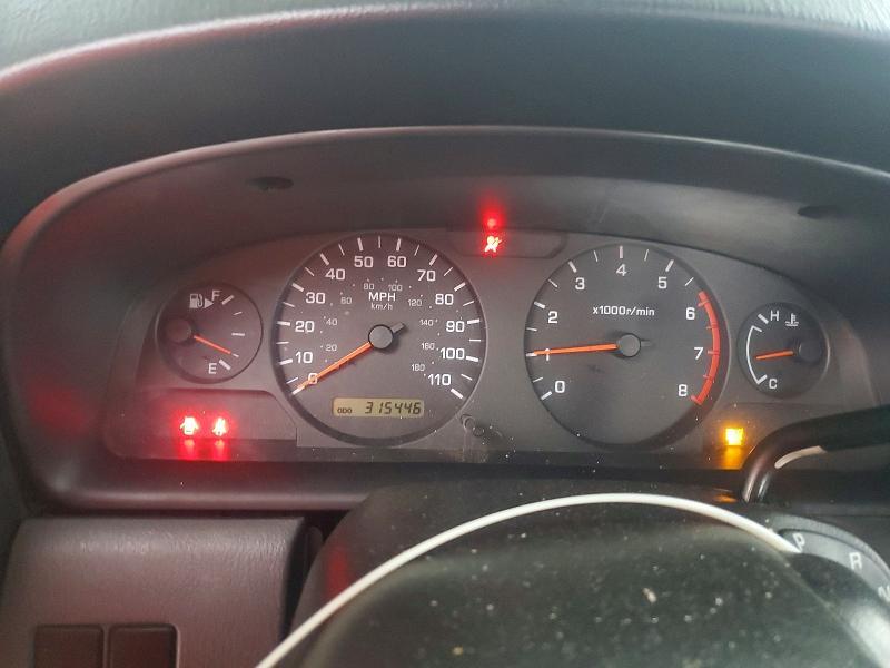 2001 Nissan Frontier King Cab XE