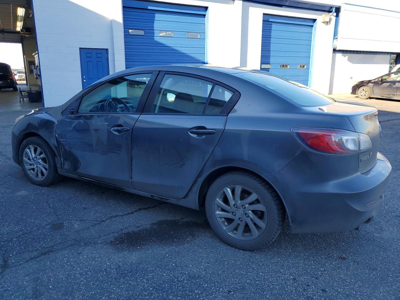 2012 Mazda 3 I