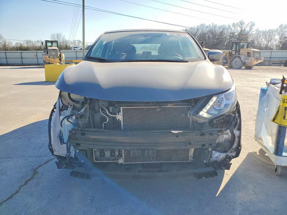 2017 Nissan Rogue Sport s