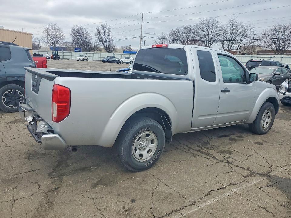 2016 Nissan Frontier S