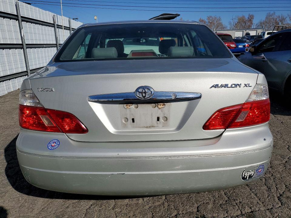 2003 Toyota Avalon xl