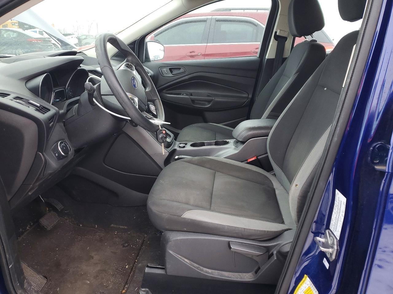 2015 Ford Escape s