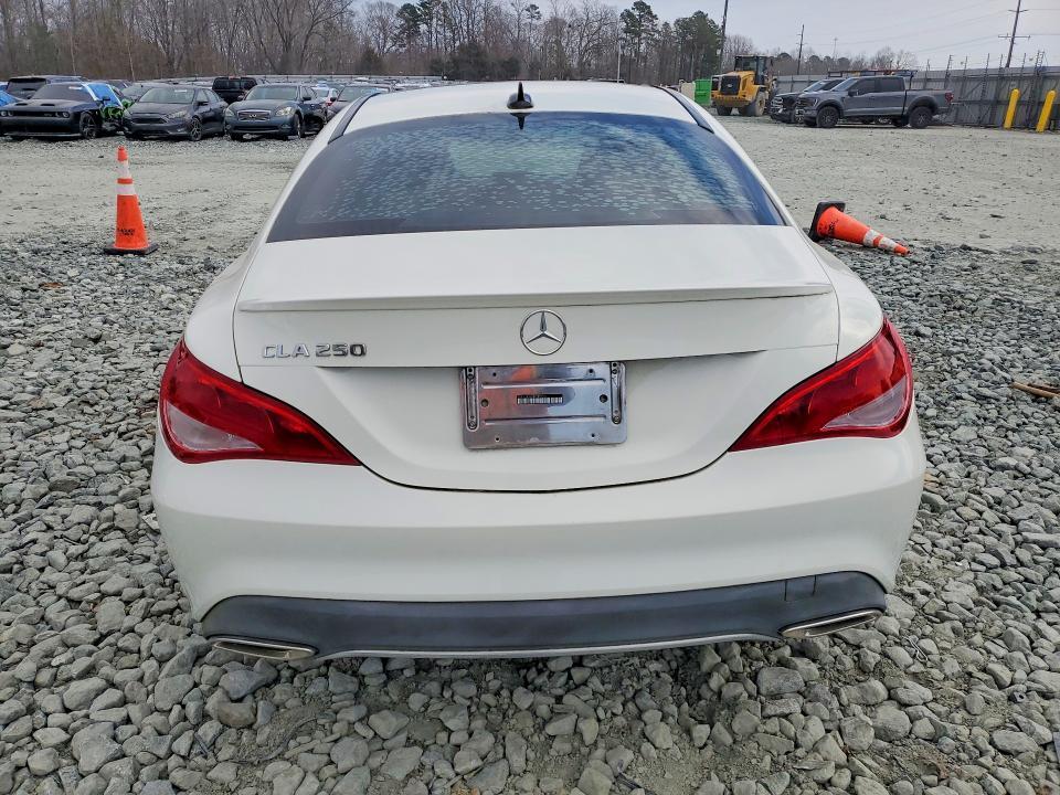2018 Mercedes-Benz Cla 250