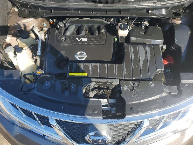 2013 Nissan Murano s