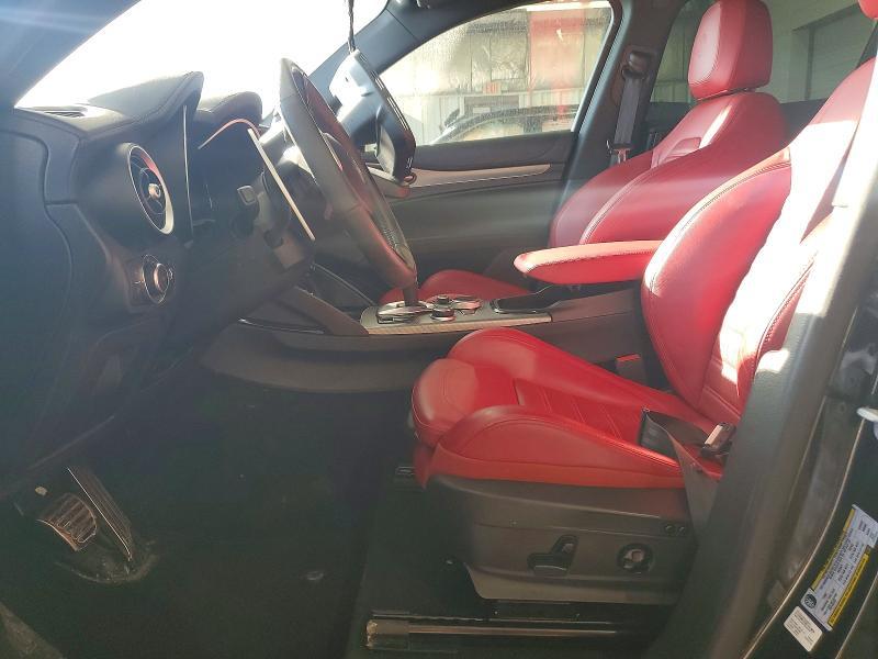 2024 Alfa Romeo Stelvio ti
