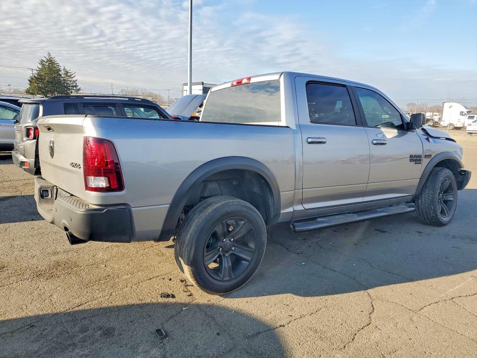 2022 Dodge RAM 1500 Classic SLT