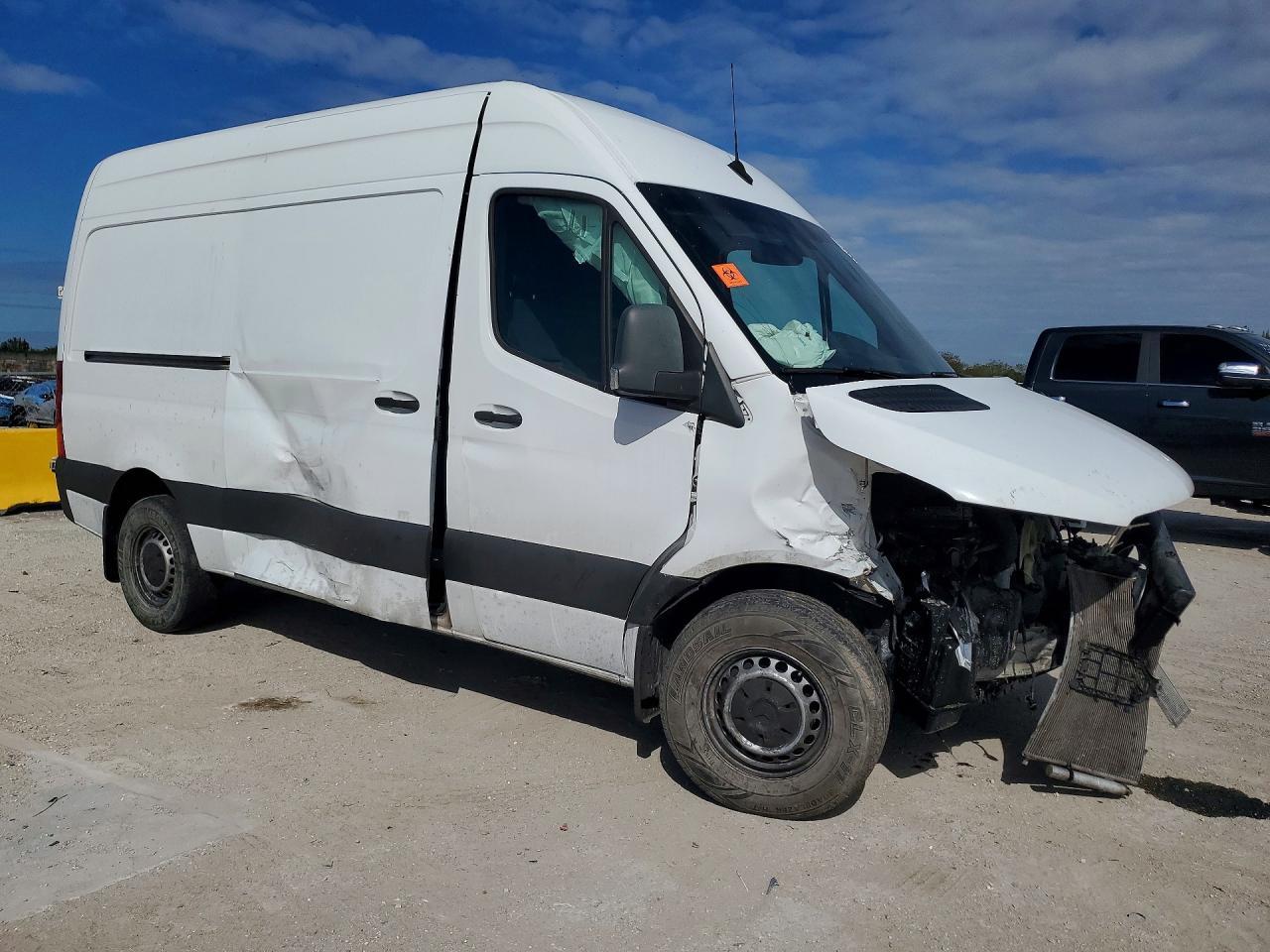 2021 Mercedes-Benz Sprinter 2500