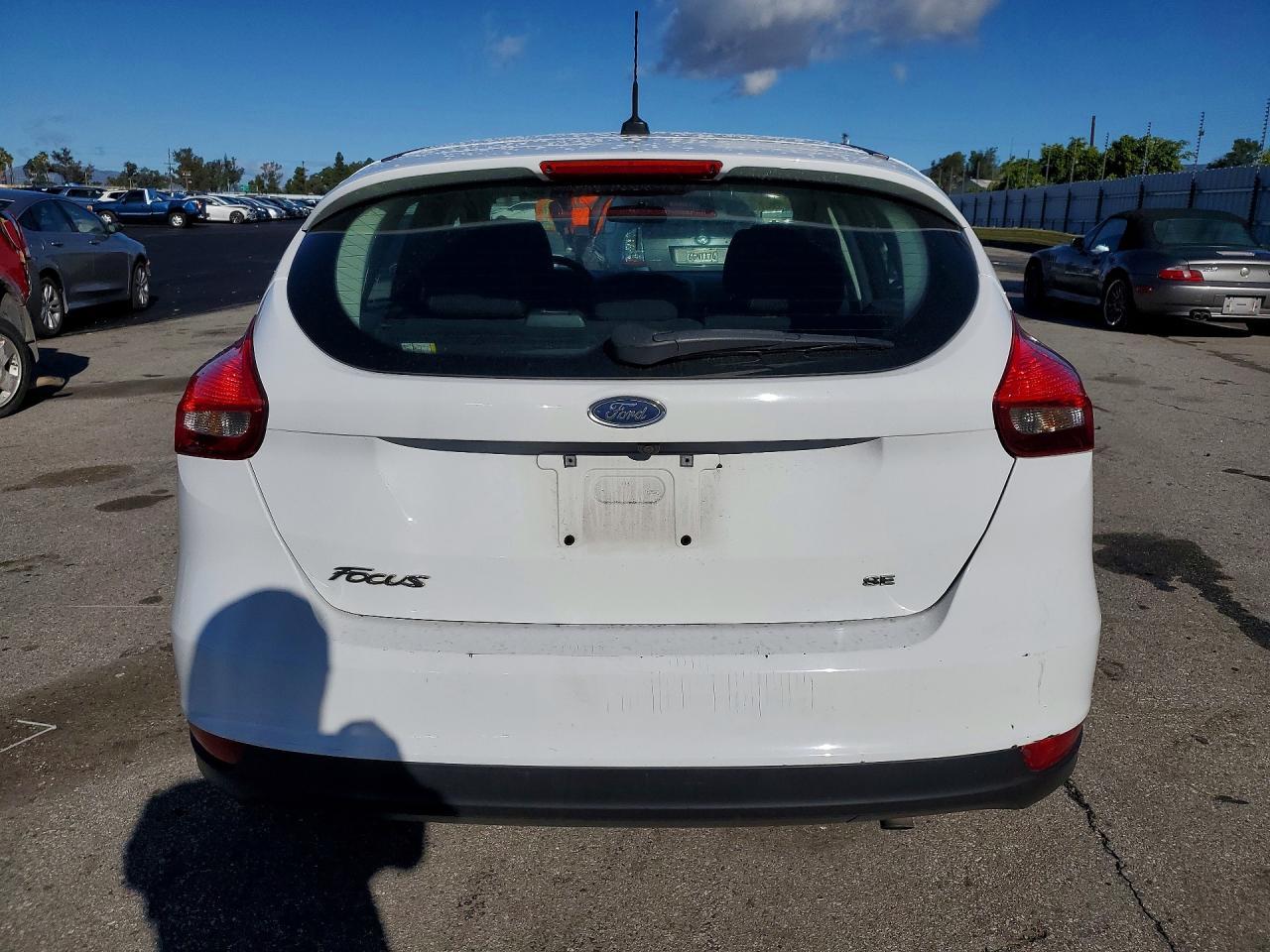 2018 Ford Focus se