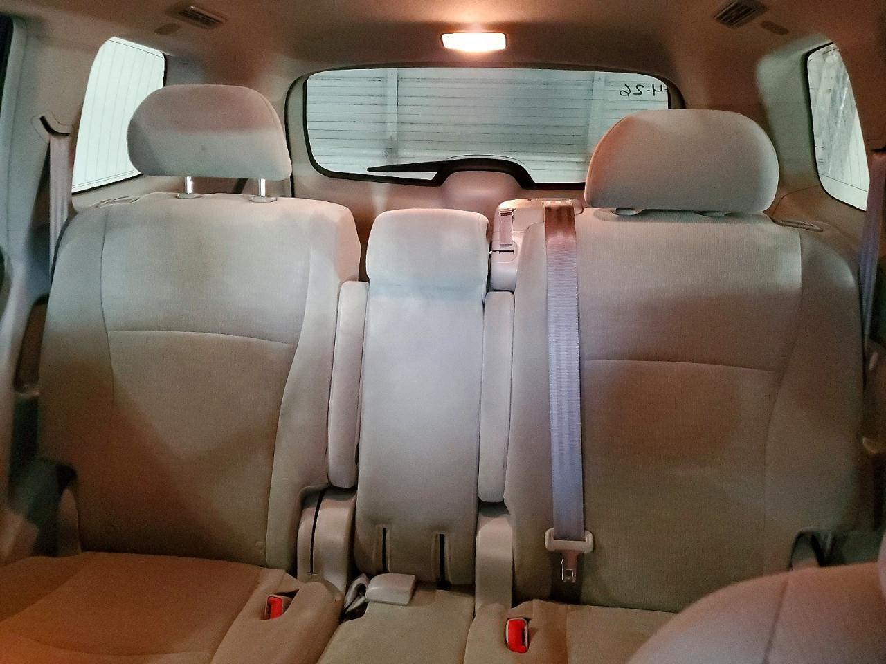 2012 Toyota Highlander Base
